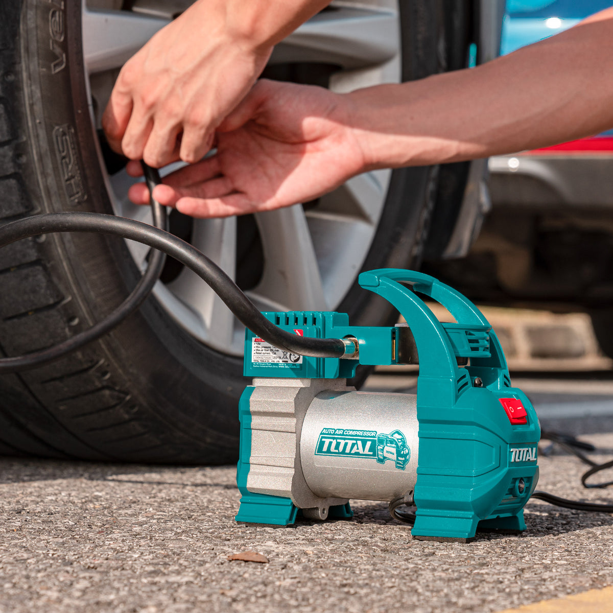 Compresor Compresor Auto 12V Full TOTAL: Un Aliado Esencial para Tu Vehículo