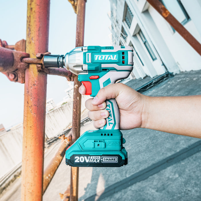 Llave de Impacto Inalámbrica 1/2 (13mm) 20V TOTAL: Potencia en tus Manos