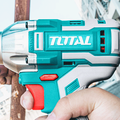 ¡Trabaja con ángulos de fierro y las herramientas total indispensables!